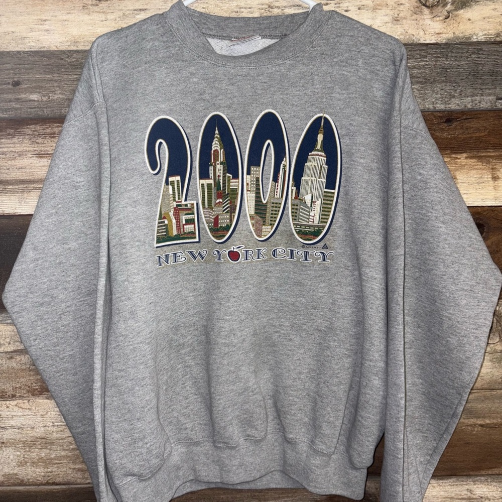 Gray New York City 2000 Graphic Crewneck Sweater